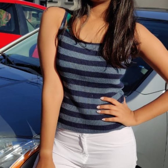 GAP tee - Picture 2 of 2